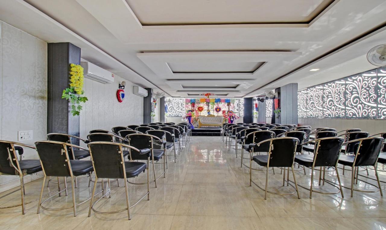 Treebo Trend Wedding Bells Kanpur Ξενοδοχείο Εξωτερικό φωτογραφία